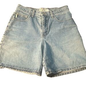 Arizona Blue Jean Shorts Size 11